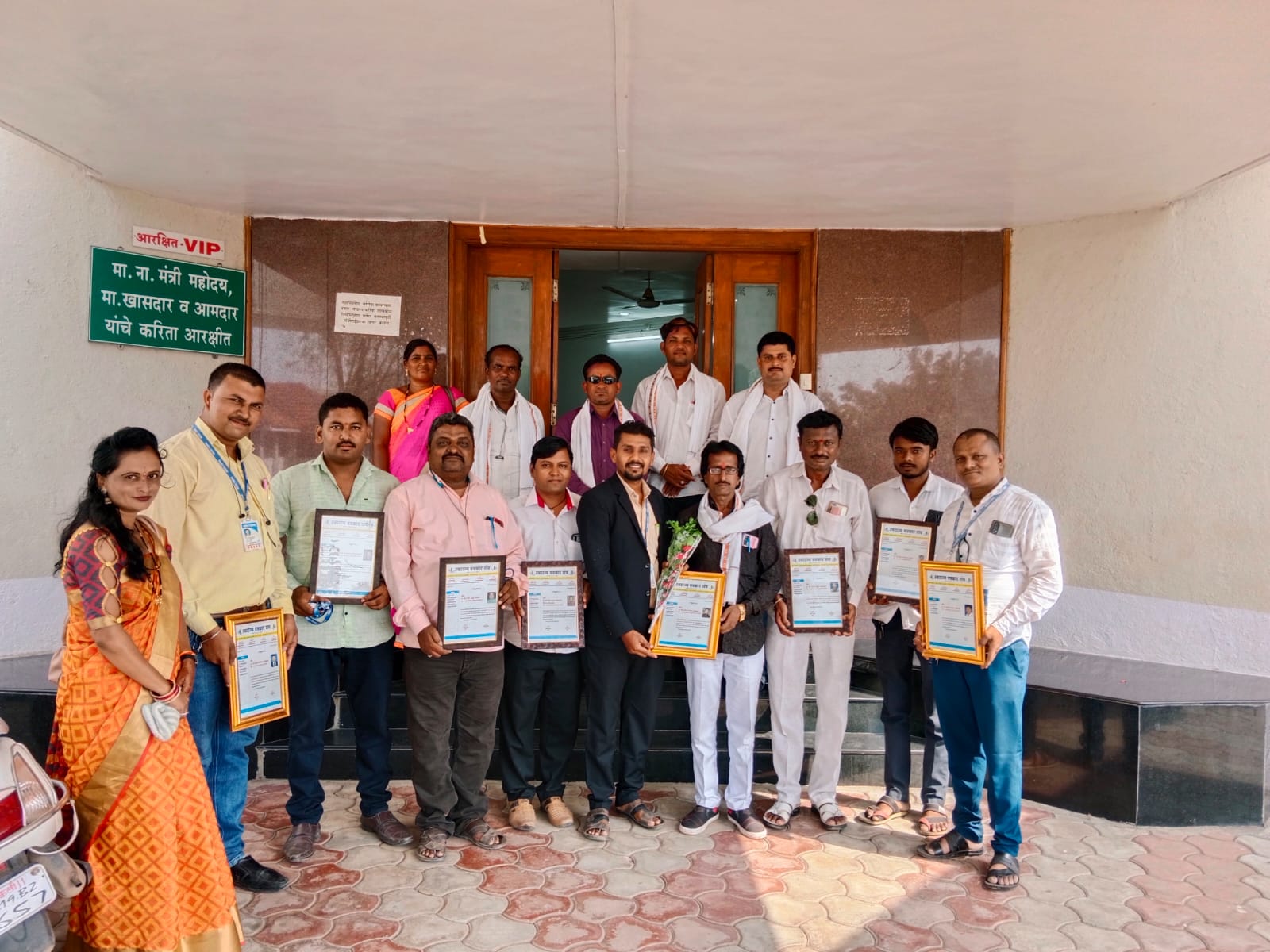 Amalner: जळगाव जिल्ह्यात स्वराज्य पत्रकार संघटनेची कार्यकारिणी जाहीर,जिल्हा अध्यक्ष पदी सतीश गायकवाड तर अमळनेर तालुका अध्यक्ष पदी दीपक प्रजापती यांची निवड..