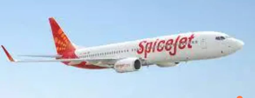 नासिक विमानतळ येथून नाशिक-दिल्ली विमानसेवचा 163 प्रवाशांनी केला प्रवास