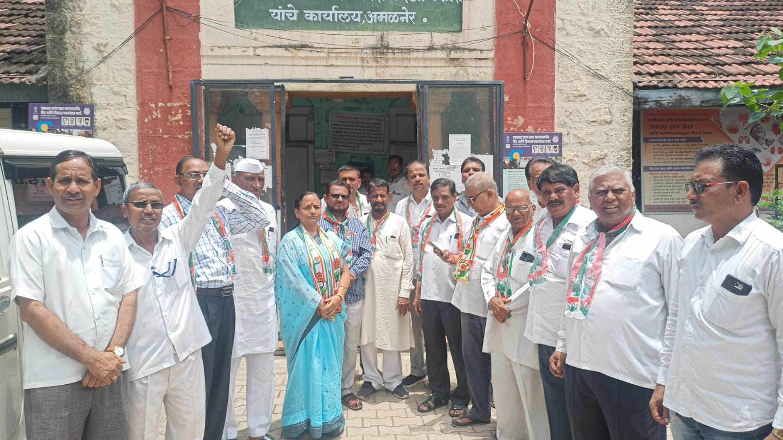 Amalner: जीवनावश्यक वस्तूंवरील जीएसटी रद्द करावा अमळनेर ग्रामीण काँग्रेसची निवेदनाद्वारे मागणी...