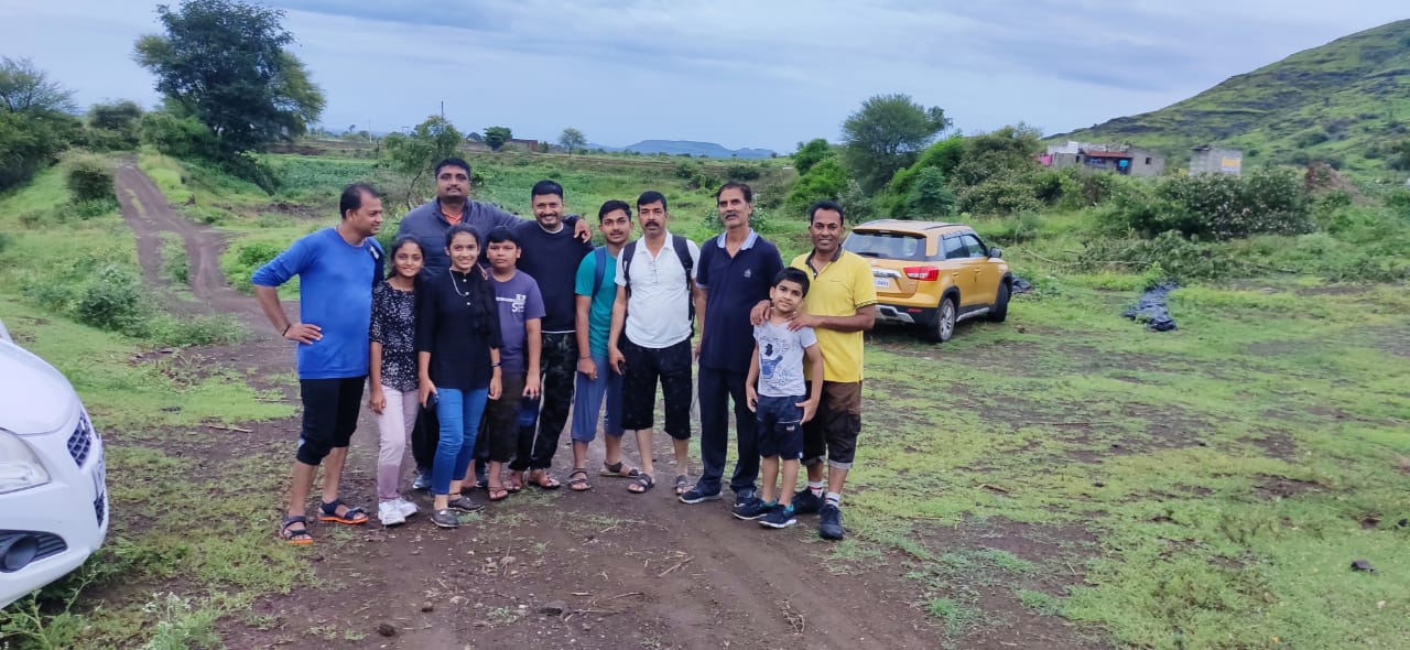 चांदवड दुर्गभ्रमंती सदस्यांचा निसर्ग सानिध्यात अनोखा मैत्री दिवस