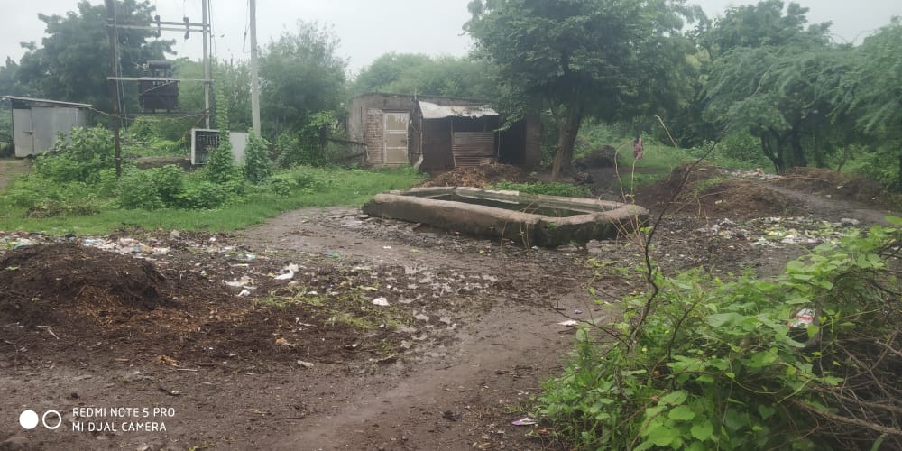 महेलखेडी गावात घाणीचे साम्राज्य,,,, नागरिकांचे आरोग्य धोक्यात ग्राम पंचायतीचे डोळे झाक