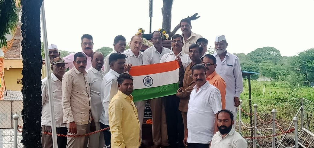 तळेगाव दिंडोरी येथे आझादी गौरवपदयात्रा संपन