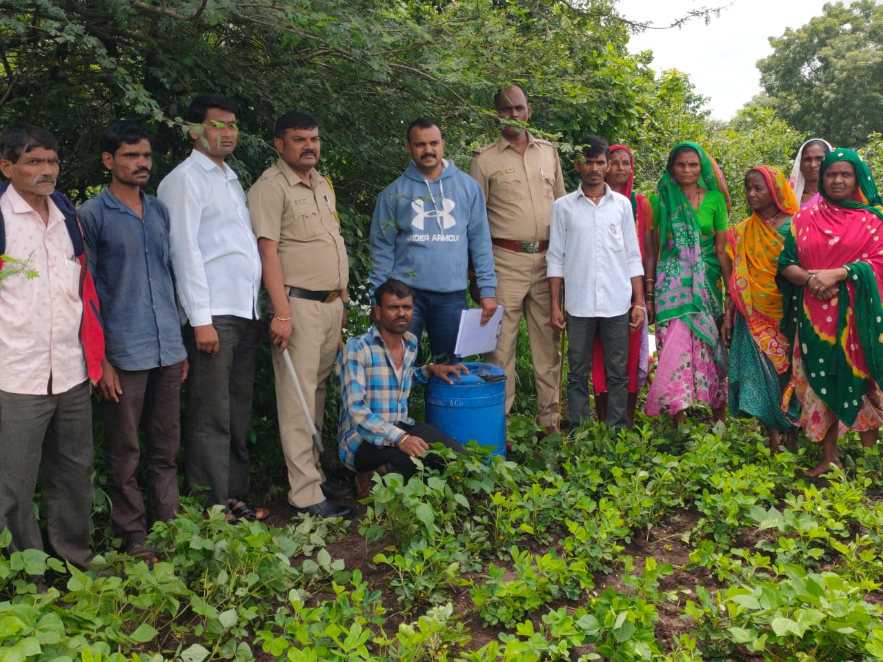 राज्य उत्पादन शुल्क पथकाची धडक कारवाई; हातभट्टीचे अड्डे उध्वस्त करत आरोपिंना घेतले ताब्यात