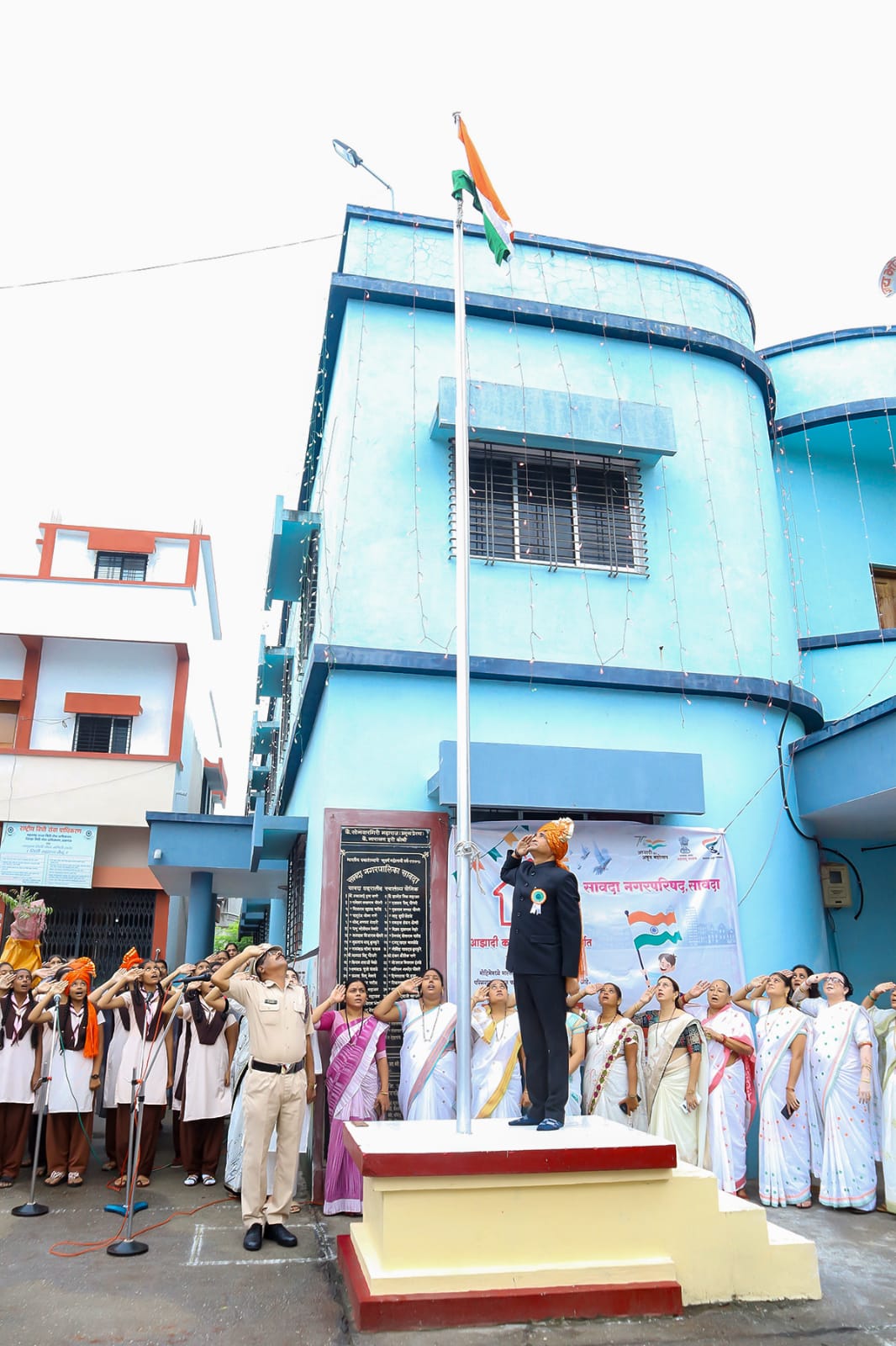 सावद्यात विविध ठिकाणी देशाच्या ७५ व्या स्वतंत्र दिवस उत्साहात झाला साजरा