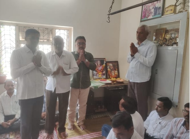 Amalner: मराठा सेवा संघाची मासिक बैठक संपन्न… शिवसंग्राम पक्षाचे नेते विनायक मेटे यांना सहविचार सभेत श्रद्धांजली..