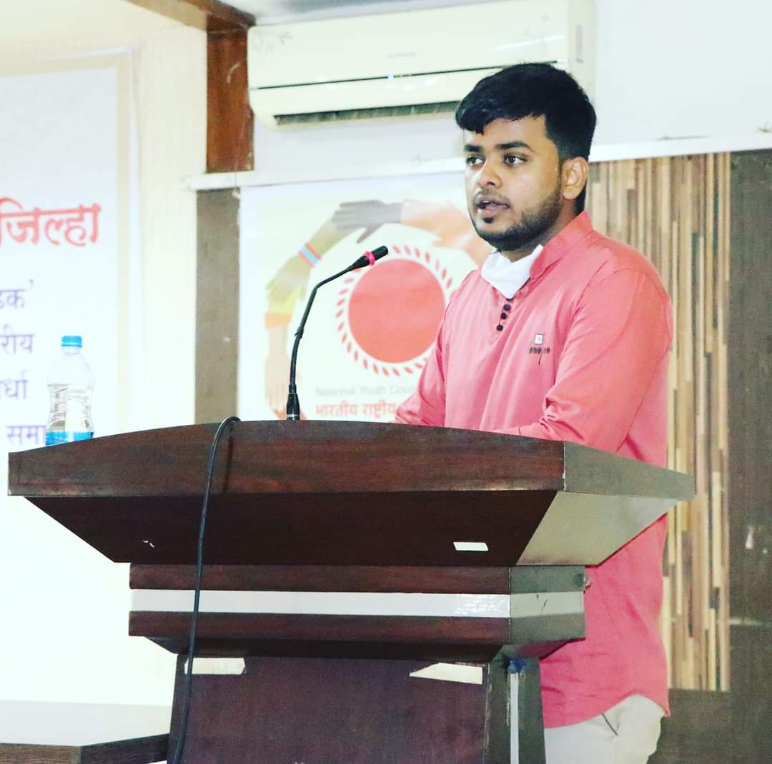 Amalner: ऍड. सारांश सोनार यांनी पटकावले टाटा मोटर्स कलासागरचे राज्यस्तरीय उपविजेतेपद !