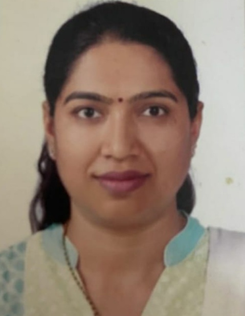 Amalner: डॉ हिरा बाविस्कर यांचे एलएलबी परीक्षेत यश..!तालुक्यातील पहिल्या वकिलीची पदवी संपादन करणाऱ्या डॉक्टर..!