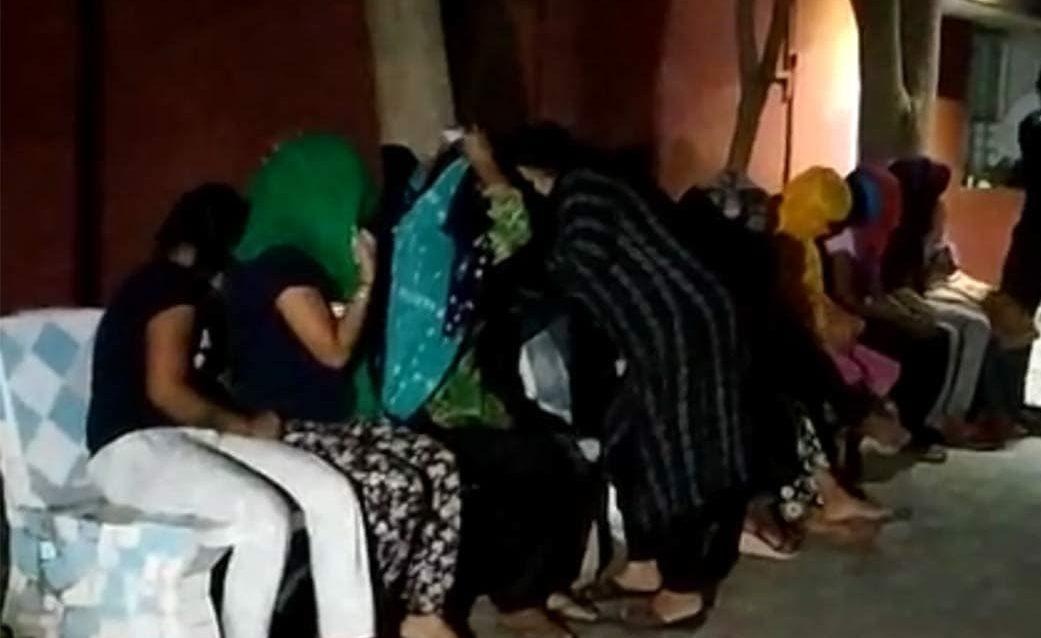 कुंटणखाना चालविणाऱ्या दोन महिलांसह 10 पिडीत महिला ताब्यात, स्थानिक गुन्हे शाखेची नंदुरबार शहरात धडक कारवाई...!!!