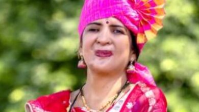 दिव्यांगत्वावर मात करत सावित्रीच्या लेकीने उमटविली आदर्श शिक्षक पुरस्कारवर मोहोर !