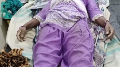 рдорд╣рд┐рд▓реЗрдЪрд╛ рд╡рд┐рд╣рд┐рд░реАрдд рдмреБрдбреБрди рдореГрддреНрдпреВ..рдЪрд┐рдореВрд░ рд╢рд╣рд░рд╛рддреАрд▓ рдЖрдЭрд╛рдж рд╡рд╛рд░реНрдб рдпреЗрдереАрд▓ рдШрдЯрдирд╛