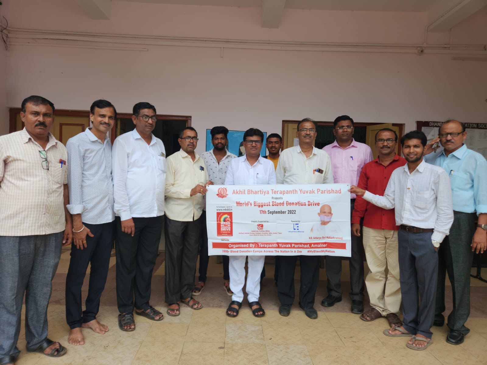 Amalner: महारक्तदान अभियानात लायन्स क्लब अमळनेरचा सक्रिय सहभाग..धनदाई महाविद्यालयात उभारणार रक्तदान केंद्र