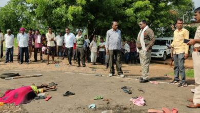 ट्रकटर उलटून एक जागेवरच ठार तर 6 जण गंभीर जखमी ,तर 35 किळकोल जखमी