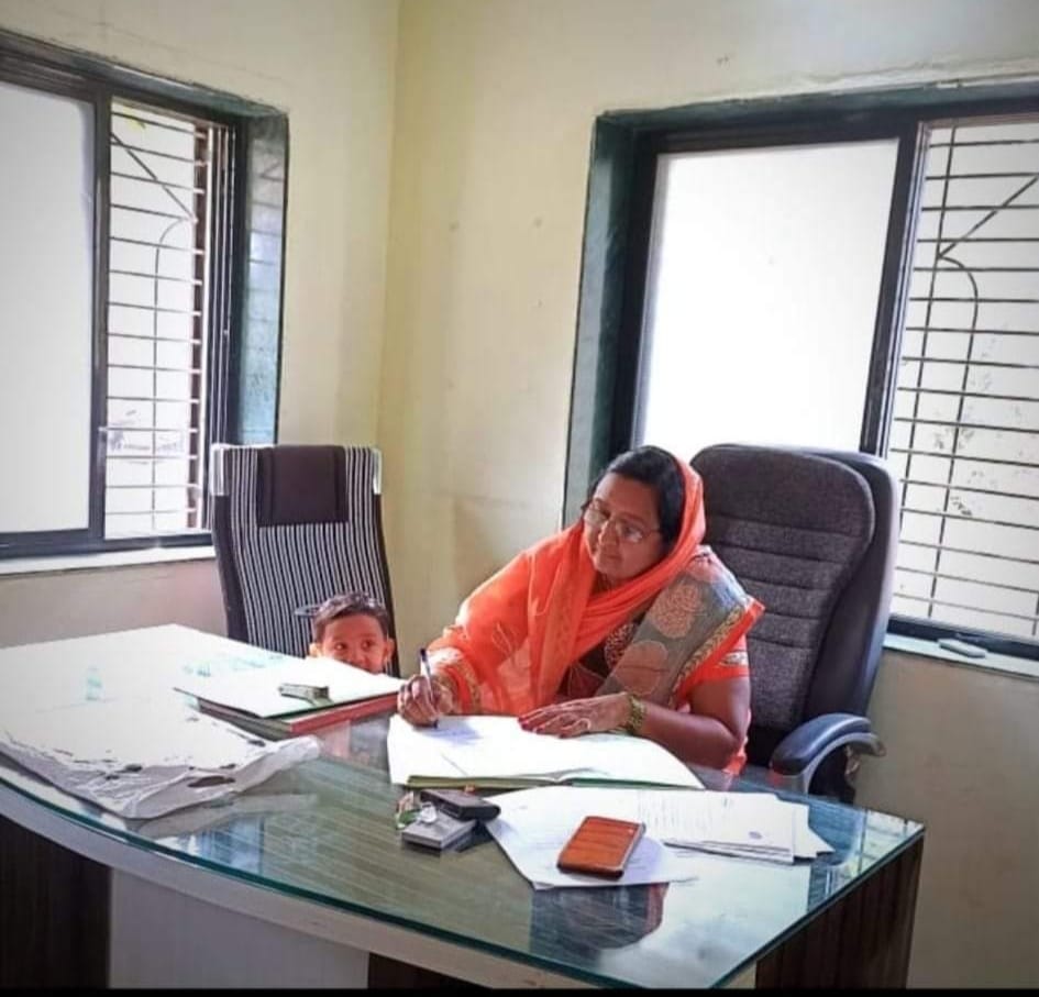 Amalner: अंतुर्ली-रंजाणे ग्रुप ग्रामपंचायत 20 वर्षानंतर बिनविरोध सरपंच व उपसरपंच पदग्रहण सोहळा संपन्न..