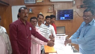 आदिवासी विकास प्रकल्प कार्यालयातील वैयक्तिक लाभाच्या योजना चालू करणे बाबत निवेदन