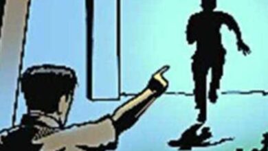 Dharangaon:सतर्कतेमुळे चोरी टळली..!मात्र चोर झाले पसार..!