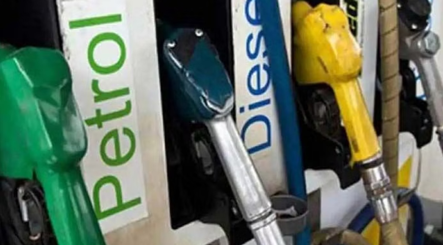 Petrol Diesel : महाराष्ट्रात पुन्हा पेट्रोल डिझेल चे भाव वाढले..! जाणून घ्या भाव..!