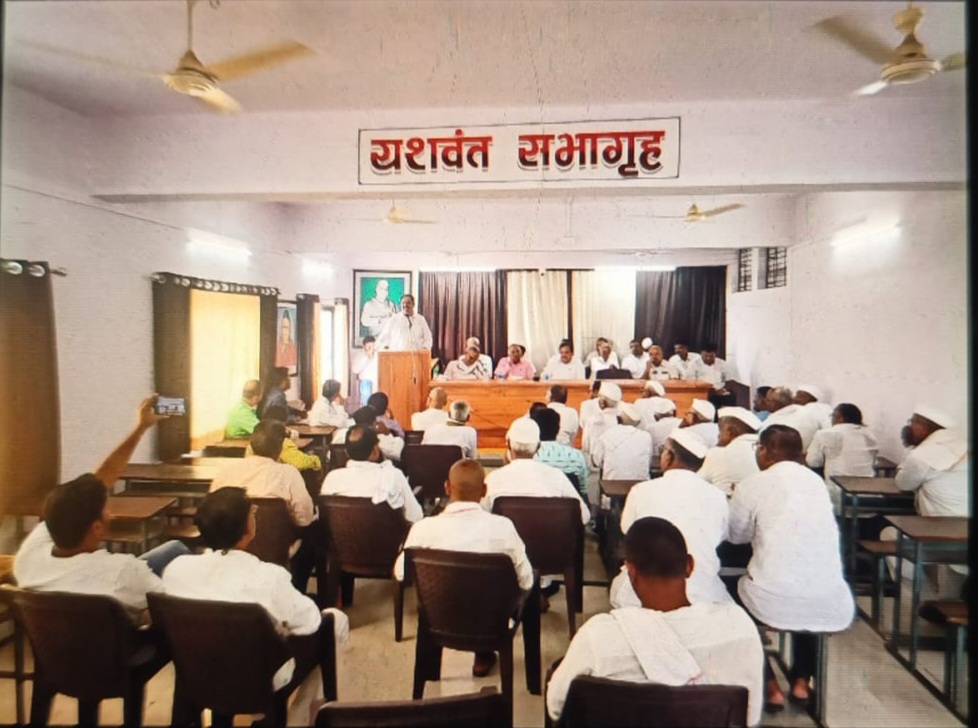 Amalner:  मार्केट कमिटीत सहकार पॅनल चे निवडून आलेल्या उमेदवारांचा  काँग्रेस पक्षातर्फे सत्कारचे आयोजन...