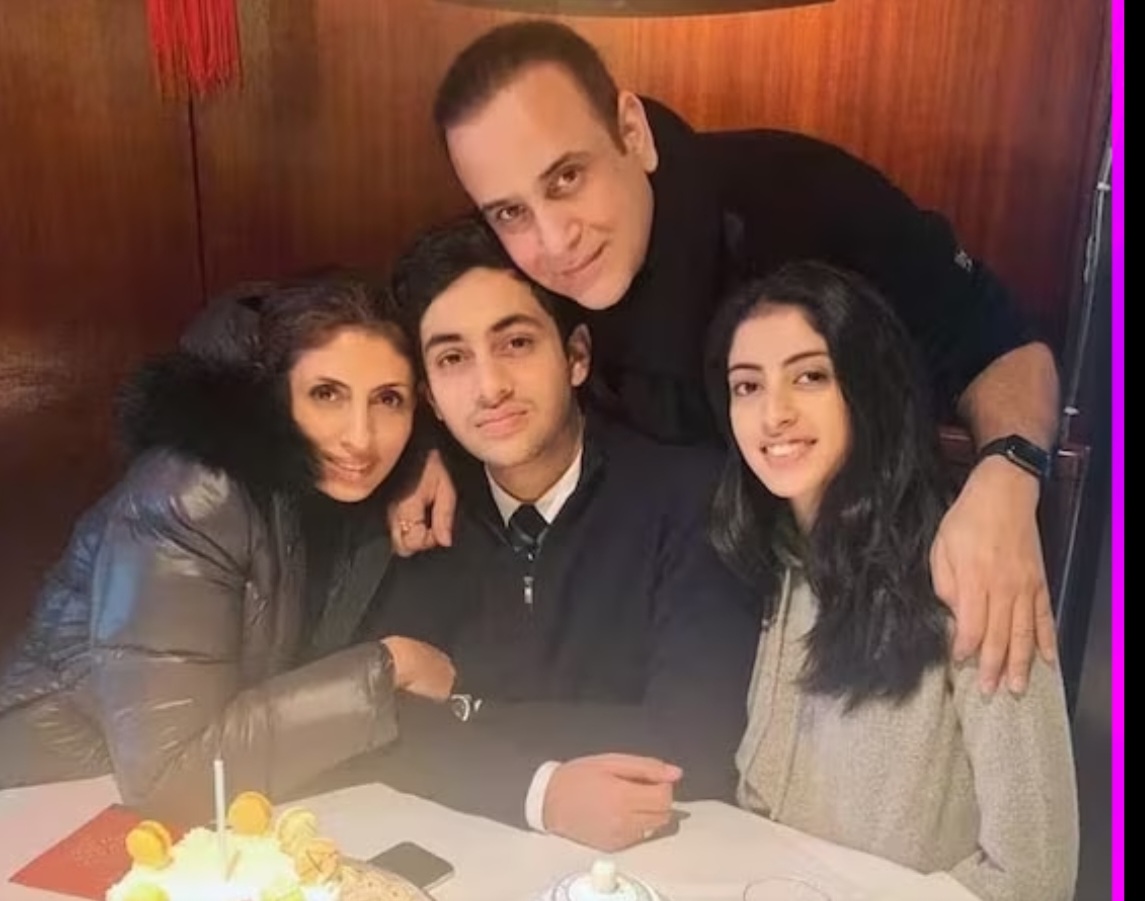 Bollywood Stories: कोण आहे अमिताभ बच्चन यांचा जावई..? श्वेता बच्चनच्या पतीविषयी वाचा 'या' गोष्टी