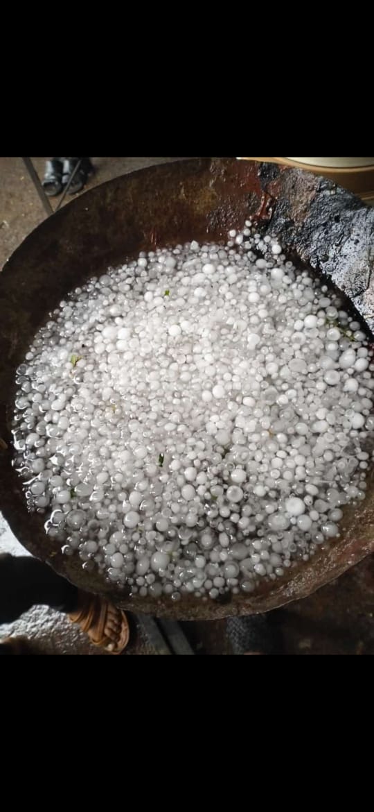 Breaking: सावदा व परिसरात पडला गारांचा पाऊस