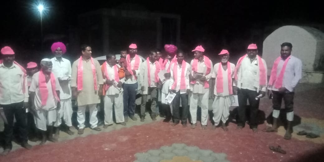 मढी येथे मुख्यमंत्र्यांच्या सचिवाच्या हस्ते पुजा करून भारत राष्ट्र समीतीच्या प्रचार रथाचा वारू शेवगाव-पाथर्डी विधानसभा मतदारसंघात उधळला ?