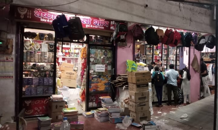 सावदा न.पा.व्यापारी संकूलात गाळेधारकांचा मनमानीचा प्रकार !