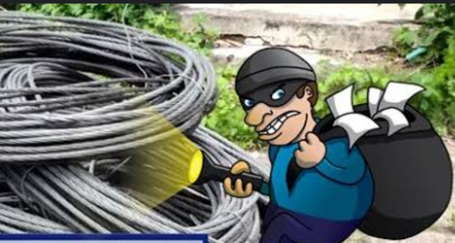 Amalner: चोऱ्यांचे सत्र: चोरांना आता ताराही पुरेना..