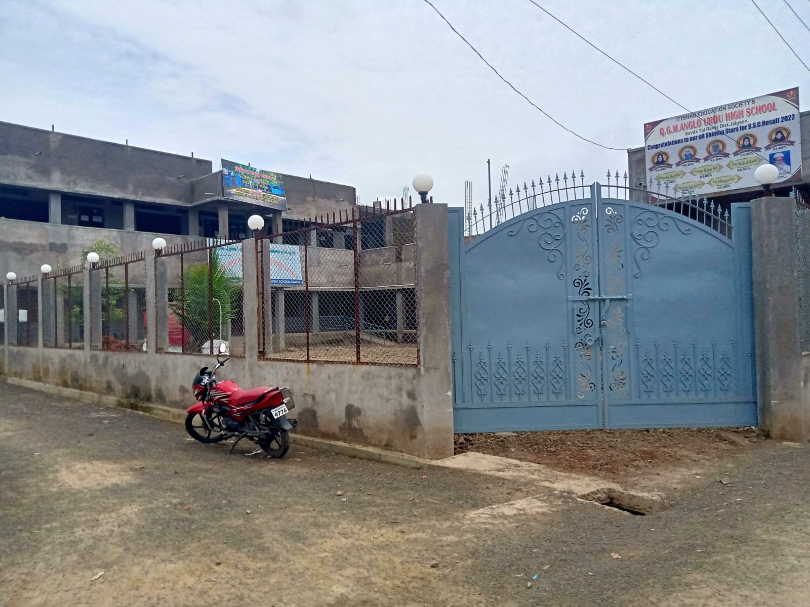 पांल्यांचे शैक्षणिक नुकसानास कारणीभूत शाळा संचालकांवर गुन्हा दाखल व्हावा..सावदा पोलिस ठाण्यात अखेर पालकांनी दिली तक्रार