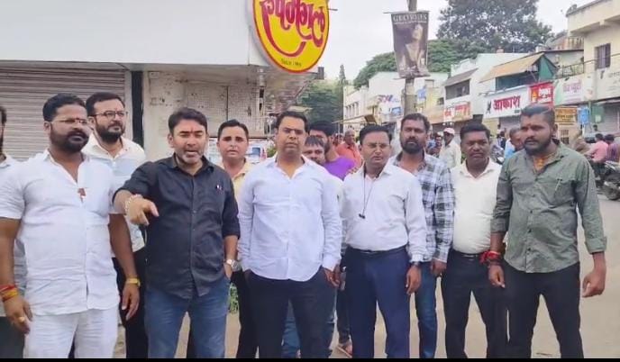 Nashik: शिक्षक-शिक्षकेत्तर पदे कंत्राटदार पद्धतीने भरण्याचा निर्णय त्वरित मागे घ्या : अध्यापकभारती ची मागणी