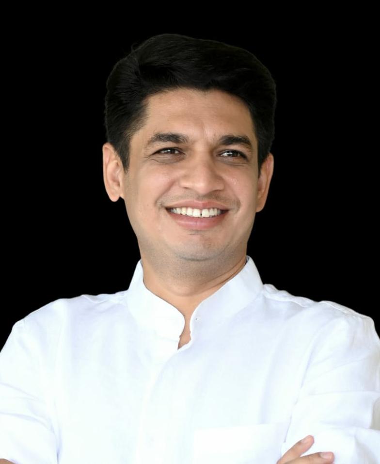 पुण्यातील चांदणी चौक झाला भुलभुल्लैया...- वाहतूक कोंडीमुळे प्रवाशांचे हालबेहाल- आ. तांबे यांनी वाहतूक कोंडीवर टाकला प्रकाश