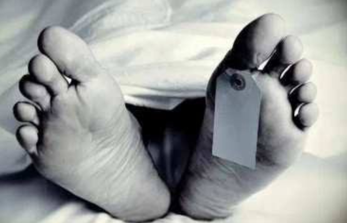 Amalner: प्रौढ व्यक्तीचा मृतदेह आढळला दुसऱ्या गावात.