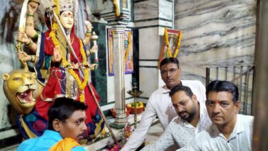 सावदा येथे गुरुपौर्णिमा महोत्सव । देवीला प्रचार नारळ अर्पण !