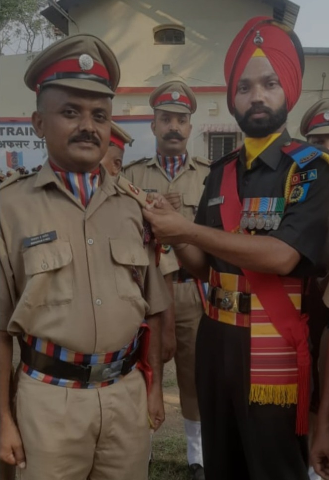 Amalner: साने गुरुजी माध्य शाळेचे उपशिक्षक समाधान पाटील यांची एनसीसी च्या सेना अधिकारी म्हणून नियुक्ती...