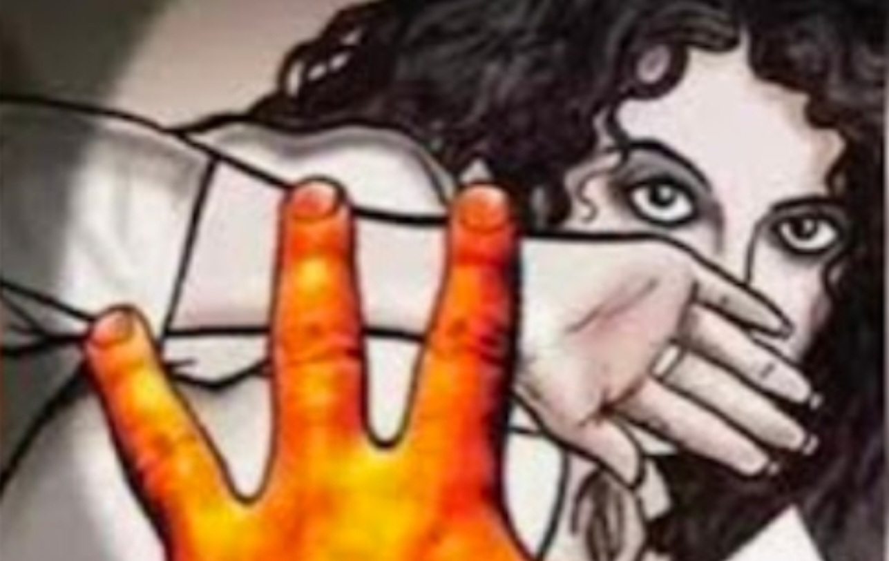 १९ वर्षीय तरूणीचा हात पकडून विनयभंग..सावदा पोलिसांत गुन्हा दाखल