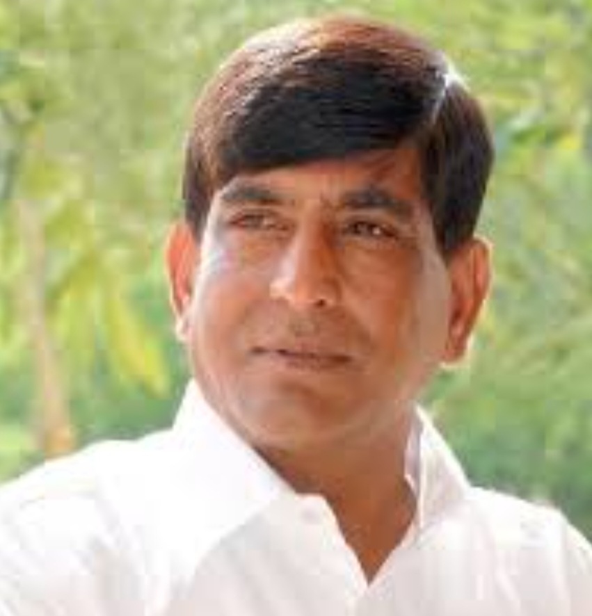 Amalner: रणसंग्राम 2024: दादा हाई काय बर न्हई... हाई सदिच्छा भेट आतेच काब..?आधी तुतारी मग माघारी... व्हॉट इज धिस..