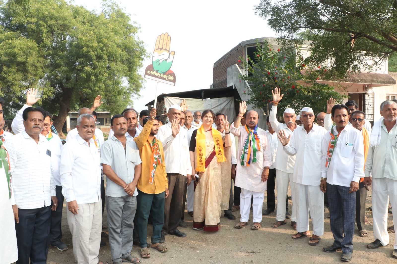 Amalner: रणधुमाळी 2024: मारवड व परिसर हा काँग्रेसचा बालेकिल्ला:- डॉ. अनिल शिंदे, काँग्रेसच्या पंज्यालाच ग्रामस्थांची पसंती:- मा.जि.प.सदस्य शांताराम पाटील