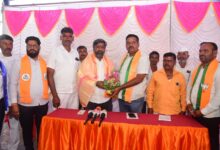 चांदवड देवळा विकास आघाडीच्या महत्वाच्या पदाधिकाऱ्यांचा डॉ राहुल आहेरांना पाठिंबा