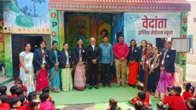 वेदांता इंग्लिश मिडीयम मध्ये बक्षीस वितरण चांदवड मधील संपन्न.