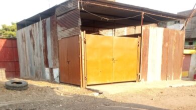 सावद्यात एका पत्री गोडाऊन मध्ये ६ गाई निर्दयीपणे बांधून ठेवल्या प्रकरणी चौघांविरुद्ध गुन्हा दाखल