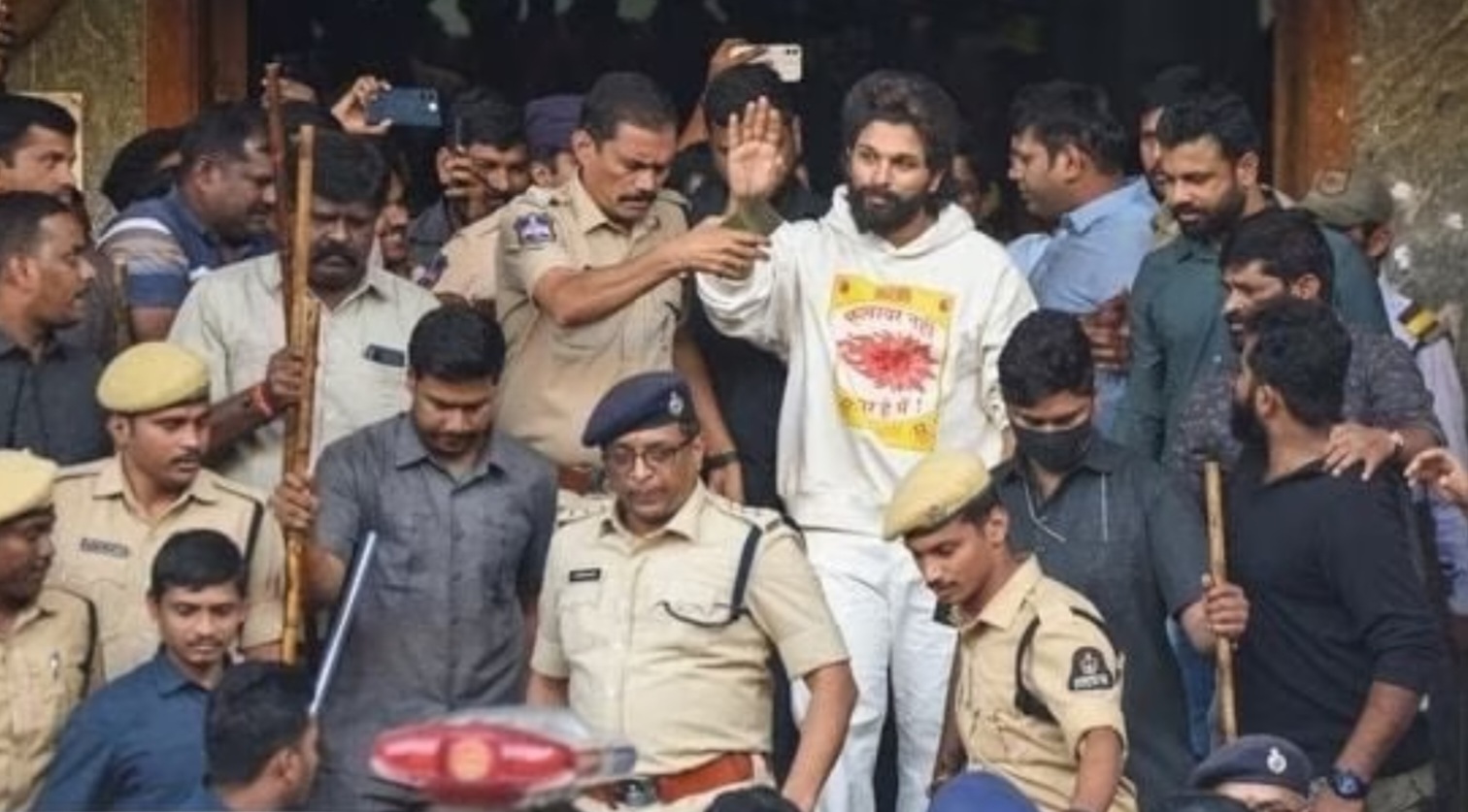 Bollywood Stories: पुष्पा 2 चा सुप्रसिध्द अभिनेता अल्लू अर्जुनला अटक..14 दिवसांची न्यायालयीन कोठडी...