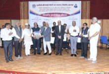 धनाजी नाना महाविद्यालयाचा उत्कृष्ट महाविद्यालय व उत्कृष्ट मूल्यांकन केंद्र म्हणून विद्यापीठातर्फे गौरव