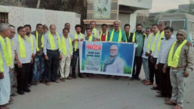 Amalner: ओबीसींचे ज्येष्ठ नेते छगन भुजबळ यांना मंत्रिमंडळातून डावलल्या बद्दल भुजबळ समर्थकांनी केला शासनाचा जाहीर निषेध...